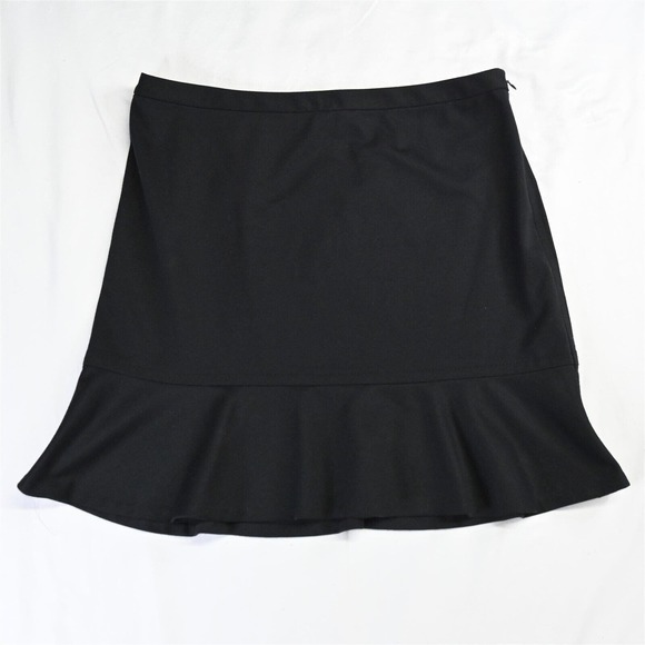 LOFT Dresses & Skirts - LOFT 12 Black Stretch Zip Womens A-Line Tulip‎ Skirt